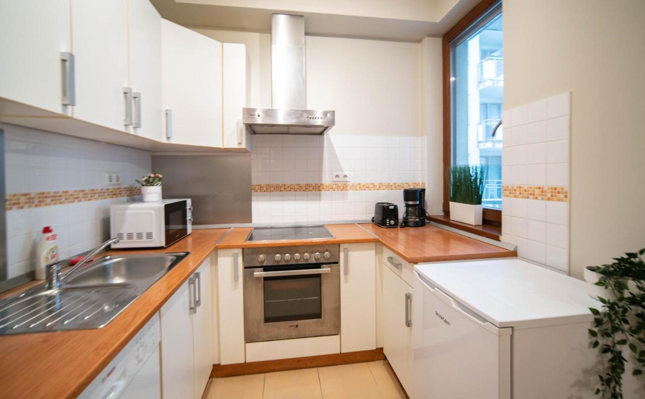 Central Passage For 2, Balcony, Wifi, Ac, Tv Lejlighed Budapest Eksteriør billede