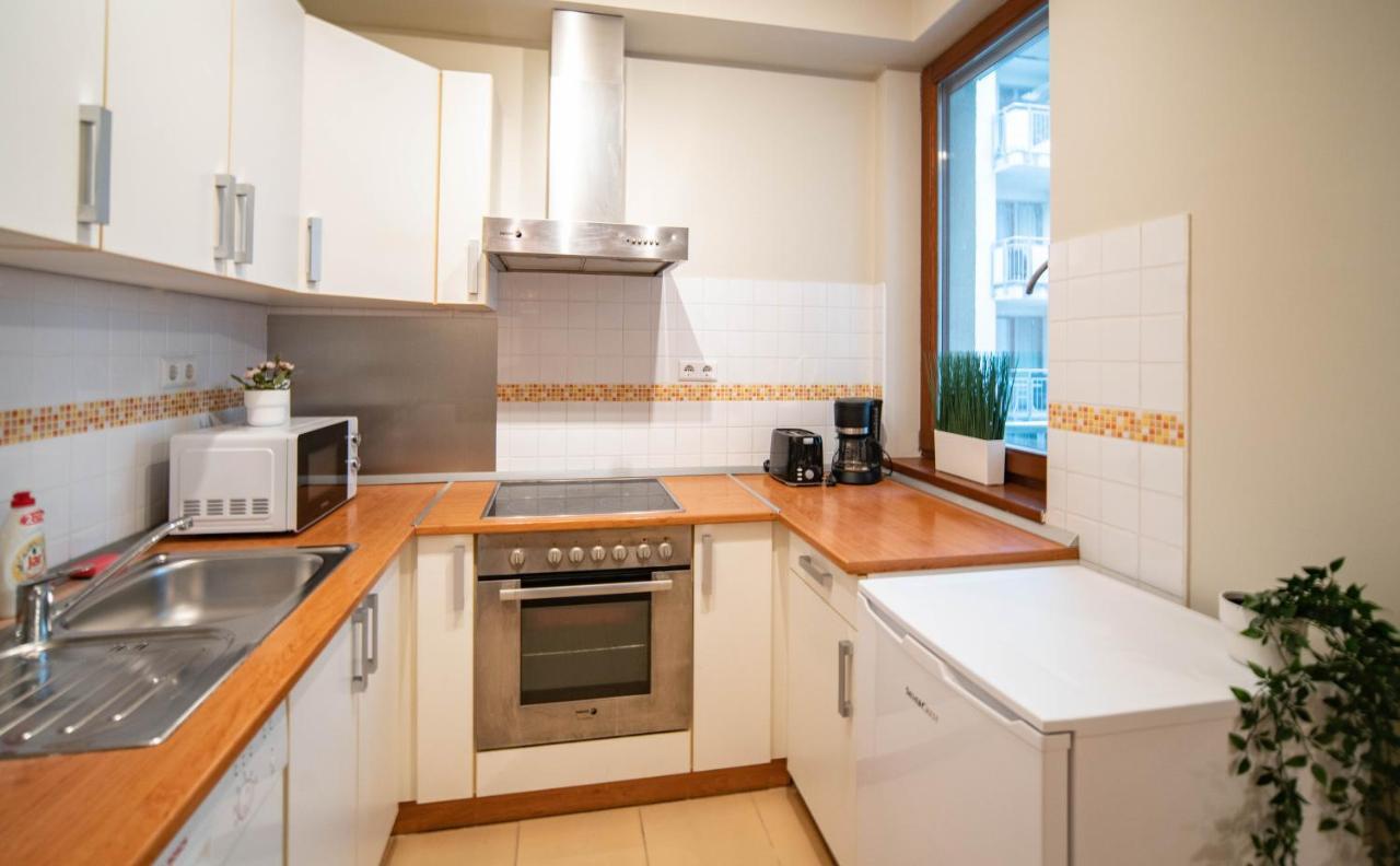 Central Passage For 2, Balcony, Wifi, Ac, Tv Lejlighed Budapest Eksteriør billede